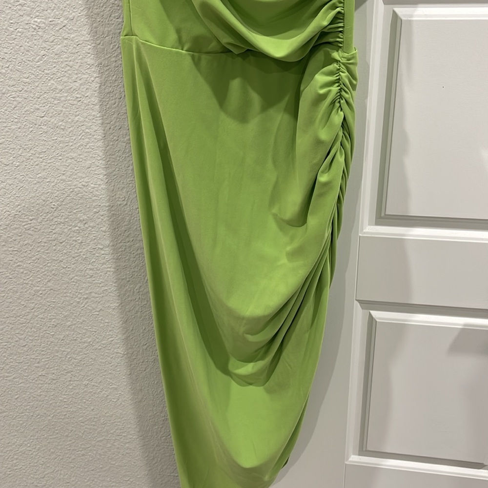 Norma Kamali Neon Lime Ruched Asymmetrical Halter Dress - Picture 4 of 11